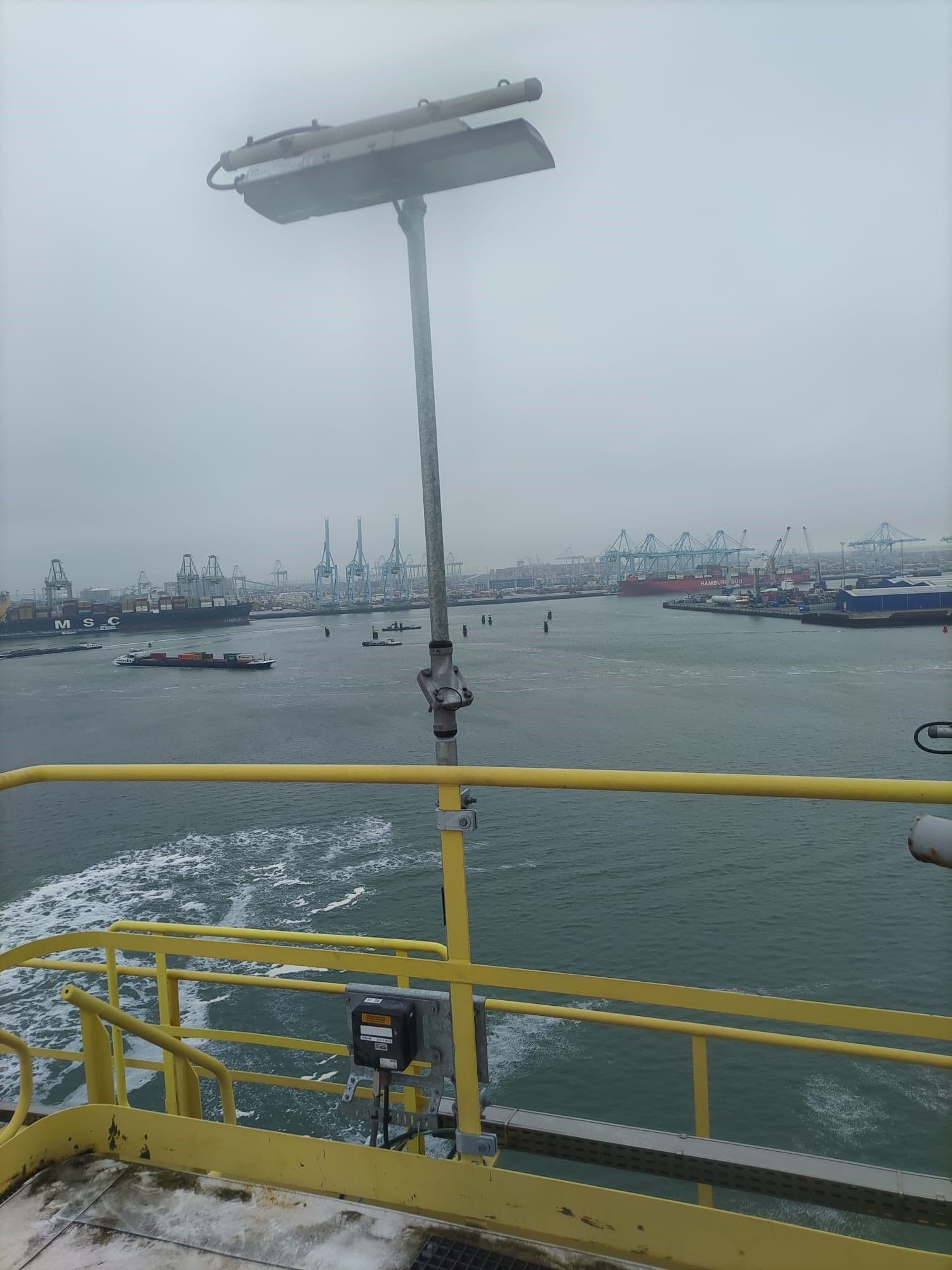 Netherlands_ Swivelpole S2